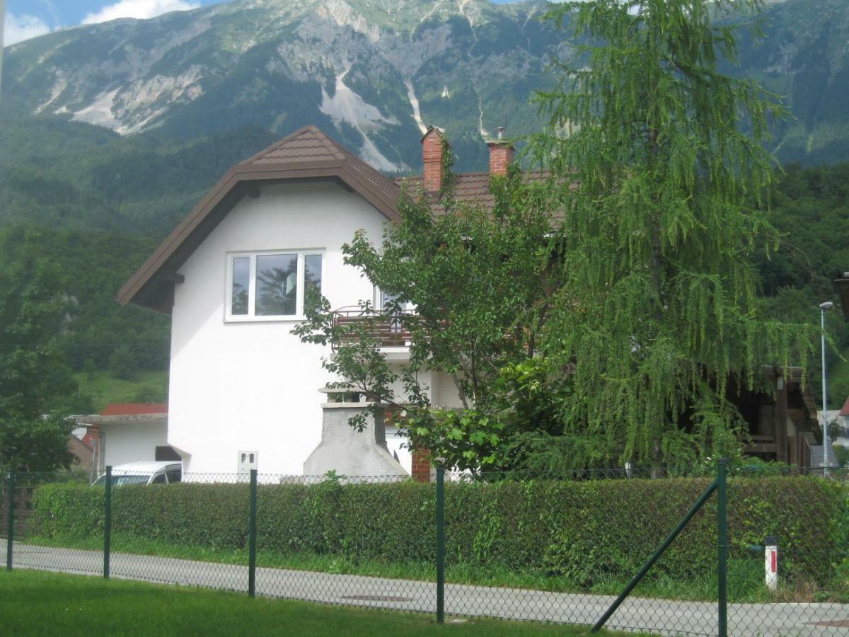 R&G Apartment Zirovnica Zewnętrze zdjęcie